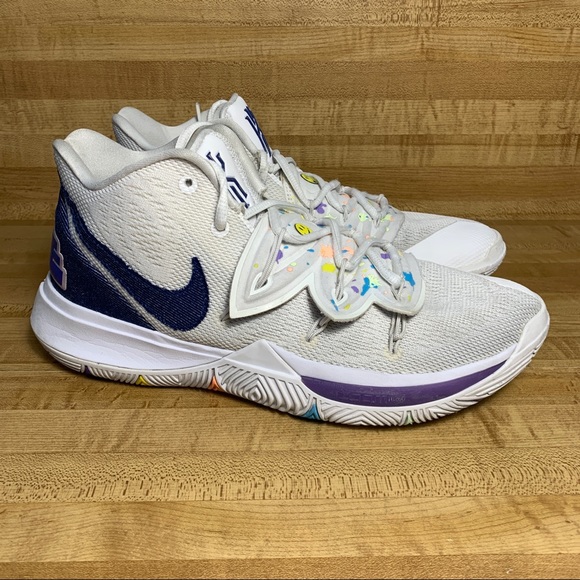 kyrie 5 size 9.5